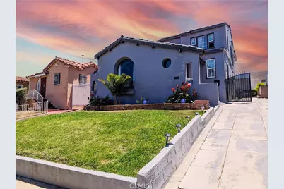 3208 W 74th Street, Park Hills Heights, CA 90043 - Photo 3