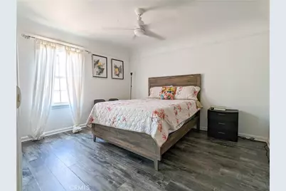 3208 W 74th Street, Park Hills Heights, CA 90043 - Photo 25