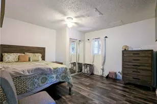 3208 W 74th St, Park Hills Heights, CA 90043 - Photo 25