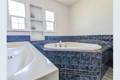 3208 W 74th Street, Park Hills Heights, CA 90043 - Photo 35