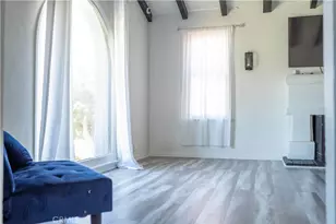 3208 W 74th St, Park Hills Heights, CA 90043 - Photo 11