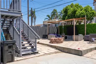 3208 W 74th St, Park Hills Heights, CA 90043 - Photo 49