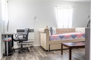 3208 W 74th St, Park Hills Heights, CA 90043 - Photo 19