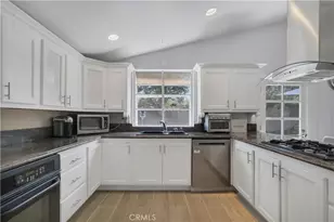 5505 Keokuk Ave, Woodland Hills, CA 91367 - Photo 17