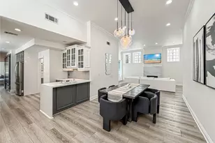 21047 Dumetz Rd, Woodland Hills, CA 91364 - Photo 15