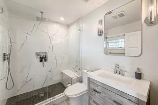 21047 Dumetz Rd, Woodland Hills, CA 91364 - Photo 67