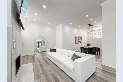 21047 Dumetz Road, Woodland Hills, CA 91364 - Photo 11