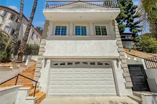 21047 Dumetz Rd, Woodland Hills, CA 91364 - Photo 3