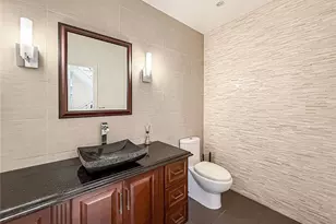 21047 Dumetz Rd, Woodland Hills, CA 91364 - Photo 23