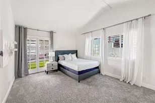 21047 Dumetz Rd, Woodland Hills, CA 91364 - Photo 51