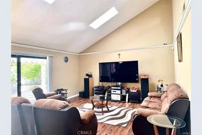 25453 Via Novia, Valencia, CA 91355 - Photo 11
