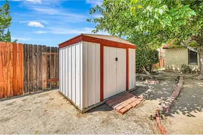 4930 Golden Eagle, Palmdale, CA 93552 - Photo 39