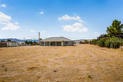 15096 Walnut Street, Hesperia, CA 92345 - Photo 33