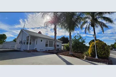 24943 Chestnut, Newhall, CA 91321 - Photo 1