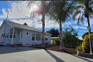 24943 Chestnut, Newhall, CA 91321 - Photo 1