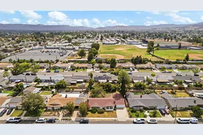 1340 Durham Street, Simi Valley, CA 93065 - Photo 31