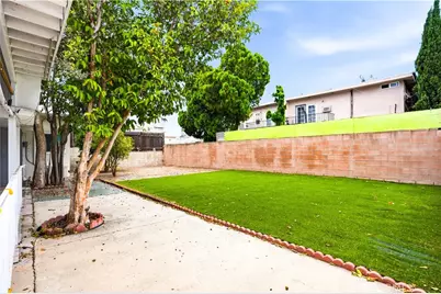 11840 Gilmore, Los Angeles, CA 91606 - Photo 27