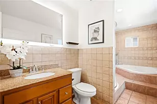11840 Gilmore, Los Angeles, CA 91606 - Photo 19