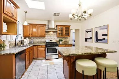 11840 Gilmore, Los Angeles, CA 91606 - Photo 9