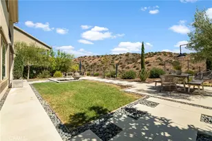 24347 W Stone Bend, West Hills, CA 91304 - Photo 33