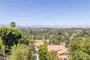 4999 Alatar Dr, Woodland Hills, CA 91364 - Photo 33