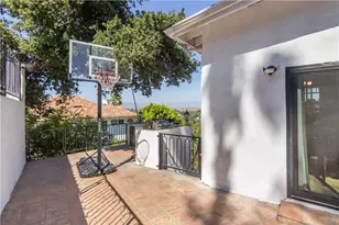 4999 Alatar Dr, Woodland Hills, CA 91364 - Photo 35