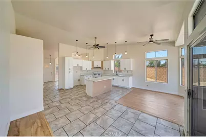 45136 Loma Vista, Lancaster, CA 93535 - Photo 11