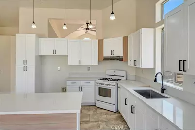 45136 Loma Vista, Lancaster, CA 93535 - Photo 19