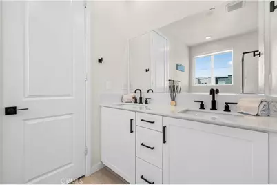 27105 Valley Oak, Valencia, CA 91381 - Photo 15