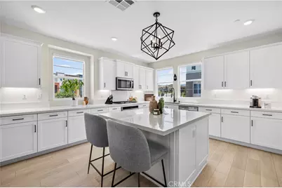27105 Valley Oak, Valencia, CA 91381 - Photo 9