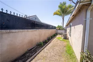 13902 S Zamora, Compton, CA 90222 - Photo 25