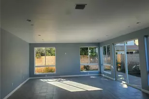 20819 W Seasons Ln, Los Angeles, CA 91306 - Photo 9