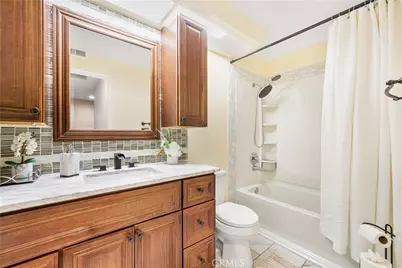 14344 Foothill #501, Sylmar, CA 91342 - Photo 23