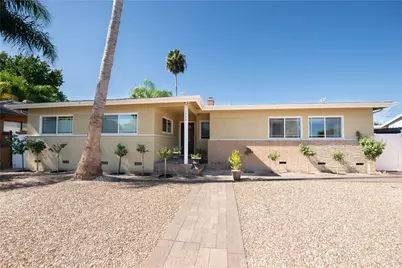 19541 Victory Boulevard, Reseda, CA 91335 - Photo 1