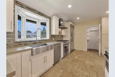 19117 Marilla Street, Northridge, CA 91324 - Photo 9