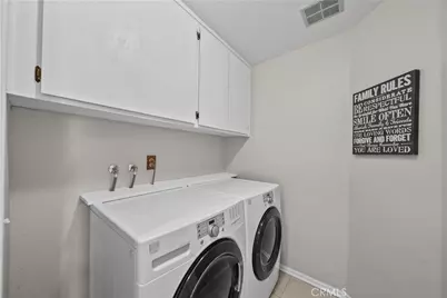 27576 Artine, Saugus, CA 91350 - Photo 23