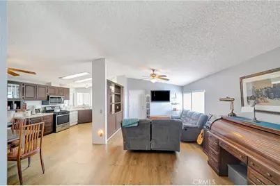27361 Sierra Hwy #23, Canyon Country, CA 91351 - Photo 5