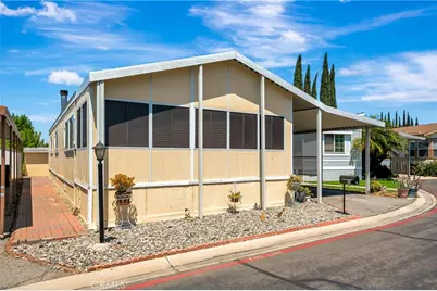 27361 Sierra Hwy #23, Canyon Country, CA 91351 - Photo 3