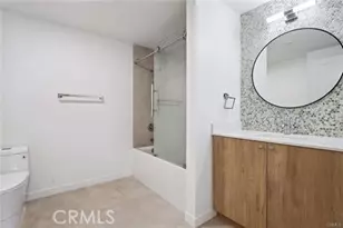 222 N Manhattan, Los Angeles, CA 90004 - Photo 17