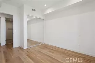 222 N Manhattan, Los Angeles, CA 90004 - Photo 19