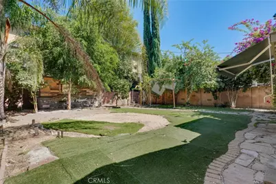 7134 Stansbury Avenue, Van Nuys, CA 91405 - Photo 29