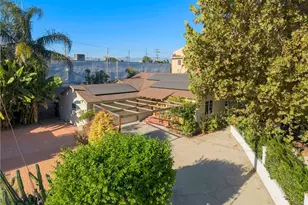 7134 Stansbury Ave, Van Nuys, CA 91405 - Photo 1