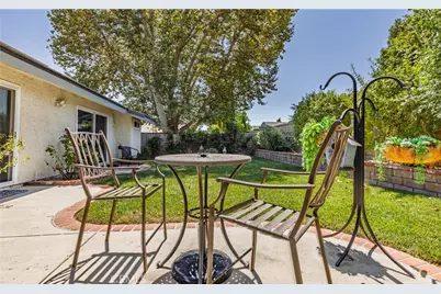25503 Via Impreso, Valencia, CA 91355 - Photo 39