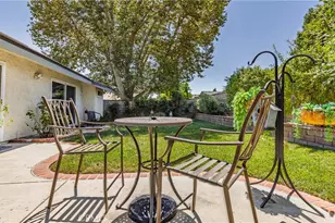 25503 Via Impreso, Valencia, CA 91355 - Photo 39