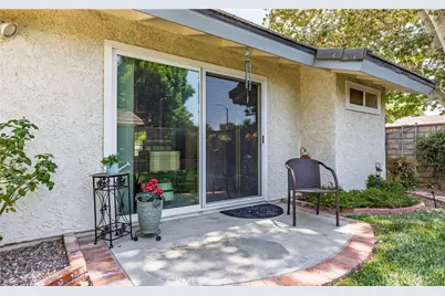 25503 Via Impreso, Valencia, CA 91355 - Photo 43