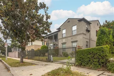 913 S Wilton Place, Los Angeles, CA 90019 - Photo 1