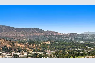 21227 Trumpet Drive #202, Newhall, CA 91321 - Photo 51