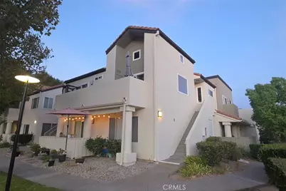 21227 Trumpet Drive #202, Newhall, CA 91321 - Photo 7