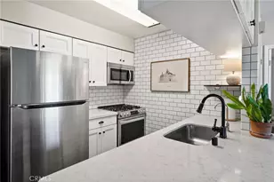 21227 Trumpet Dr, Newhall, CA 91321 - Photo 15