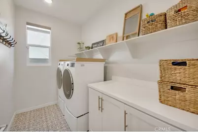 28553 Foothill, Saugus, CA 91350 - Photo 21